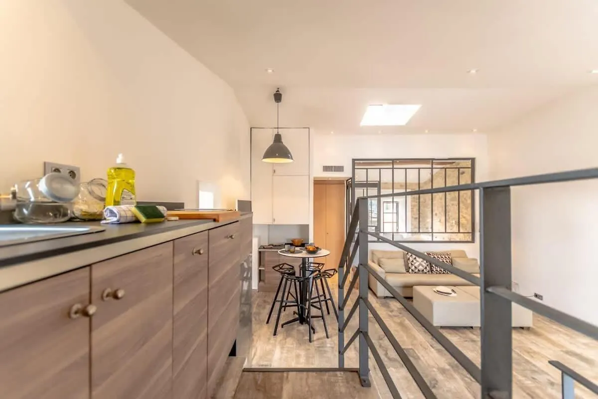 Design Apartment With A Sea View In St-Tropez Port Saint-Tropez